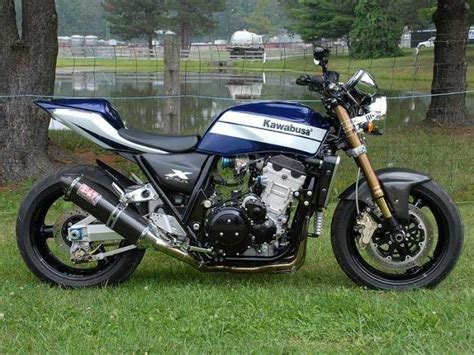 That would allow coolant to circulate through the engine at a lower temperature. Hayabusa engine & running gear, looking like this ...