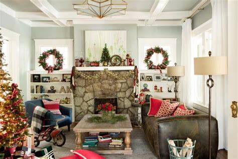 Some simple and easy holiday decor to add festive touches of cheer to your home this season. Christmas Decorations & Holiday Entertaining Ideas From ...