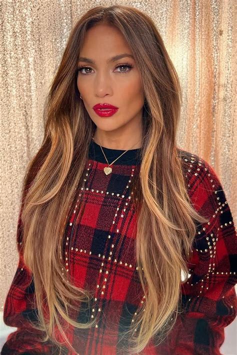 Jennifer Lopez Decks The Halls With Candy Cane French Manicure