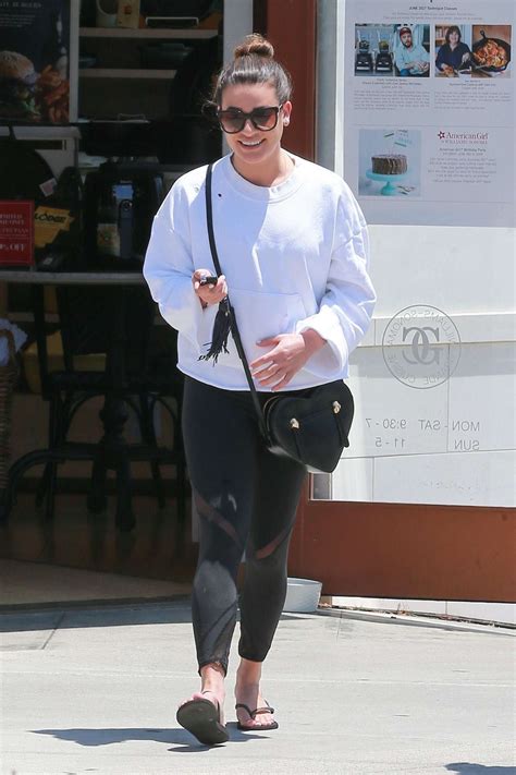 Lea Michele In Leggings 39 Gotceleb