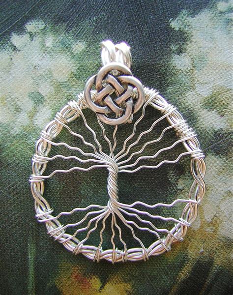 It is an exceptionally old symbol that symbolises both harmony and balance, dating back to ancient egypt where the tree of life appeared on tombs. Celtic Tree of Life by RachaelsWireGarden on DeviantArt