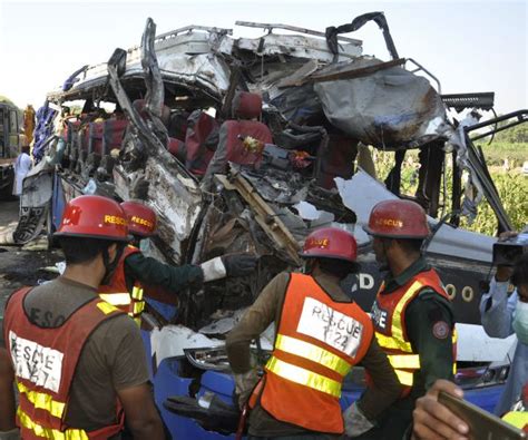 Dozens Dead As Pakistan Buses Collide Speed Blamed For Accident