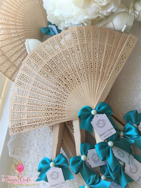 10 Wedding Fan Favours Guest T With Personalised Tag Bridesmaid