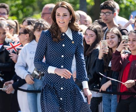 Kate Middleton Visita La Sede Del Espionaje Británico Donde Trabajó Su