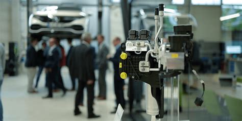 TI Fluid Systems eröffnet E-Mobility Innovation Center in Rastatt