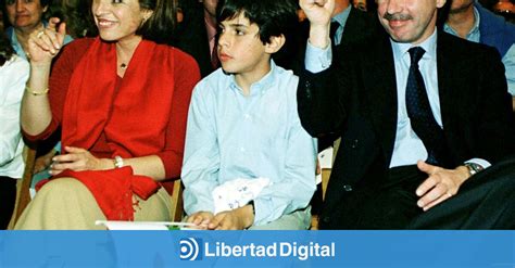Con Aznar Y Contra Aznar La Esfera 2002 Aznar Merece Confianza