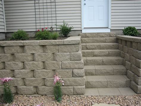 It can be a beautiful feature as well as the perfect way to create a flat lawn on a sloping section. Anchor Retaining Wall Block and Step Units installed in ...