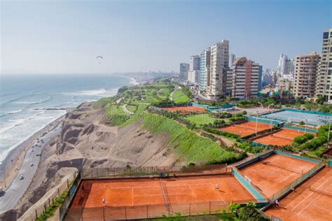 Vista Del Parque De Miraflores Lima Perú Imagen De Archivo Imagen