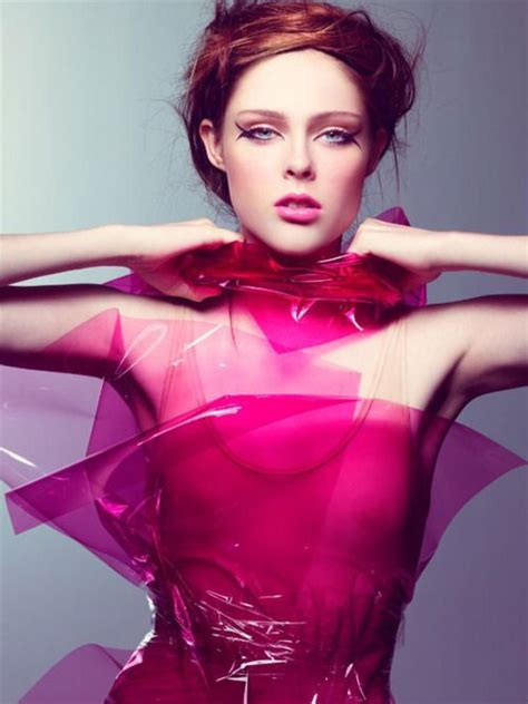 hot pink translucent plastic image fashion foto fashion fashion shoot pink fashion editorial