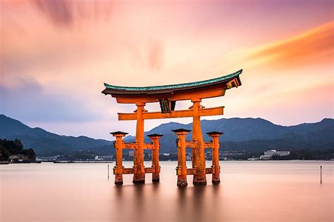 Japans 20 Most Beautiful Shrines Worldatlas