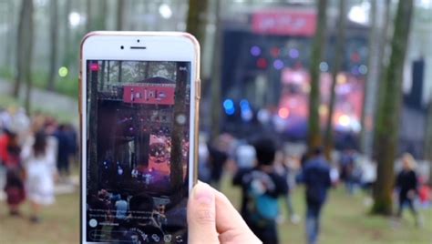 Indosat ooredoo merupakan salah satu penyedia layanan internet dengan banyak pilihan. Telkomsel Ramaikan LaLaLa Festival di Bandung - Sinyal Magazine