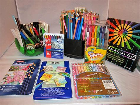 Createology Crayons Markers Pencils
