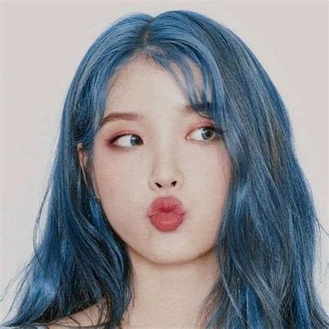 Iu Blue Hair Aesthetic Ombre Color Hair Color Korean Girl Asian Girl Iu Hair Peinados Pin
