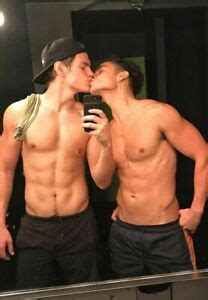Shirtless Male Muscular Gay Interest Hunks Kissing Hot Couple Guy PHOTO X G EBay