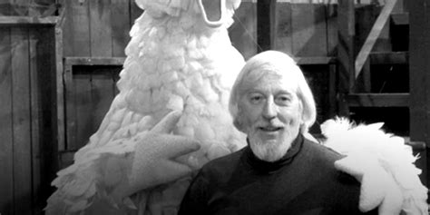 Passes To The Oscar Of Sesame Street And Big Bird Puppeteer Caroll Spinney