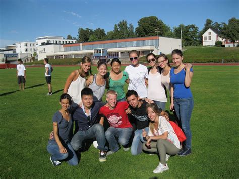 Ansvariga för @orebrouni är avdelningen kommunikation och samverkan. International Students @ Örebro University: August 2013