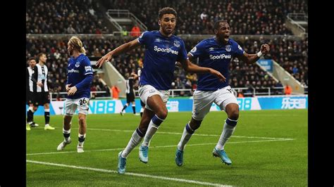 Florian lejeune (newcastle united) left footed shot from very close range to the centre of the goal following a set piece 90'+5' free kick sean longstaff (newcastle united) wins a free kick in the attacking half. Everton 2 - 2 Newcastle All Goals & Highlights - YouTube