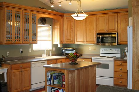 Shop & save on all your home improvement needs! kitchen with maple cabinets color ideas 12 | Maple kitchen ...