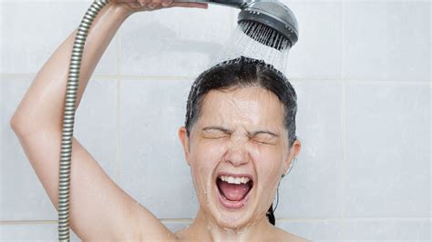 How Cold Showers Can Really Change Your Life