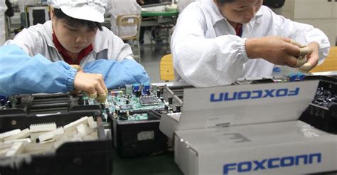 Iphone Foundry Foxconn Lowers Q4 Performance Forecast Due To Epidemic