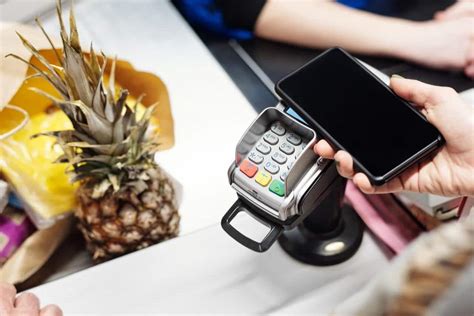 Bezahlen Via Smartphone Vorteile Und Risiken Beim Mobile Payment Dm