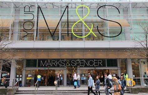 Marks And Spencer To Change Staff Menopause Policy Employee Benefits