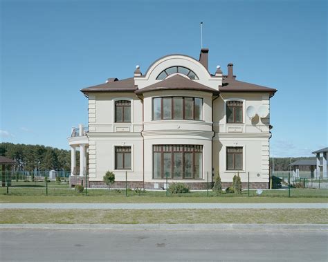 Good Manors Fantasy Homes Of The New Rich Belarus Style — New East