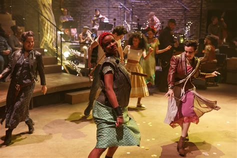 Hadestown Review A Hell Of A Musical New York Theater