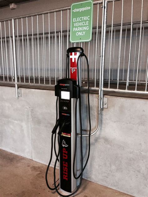 Ct4000 Level 2 Ev Commercial Charging Station Chargepoint Ev