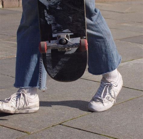 Skater skateboard alternative grunge tumblr aesthetic. Deniz adlı kullanıcının Skateboard panosundaki Pin | Kaykay, Fotoğrafçılık, 90lar grunge