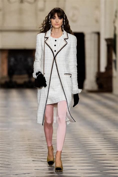 While i am excited to see how this year's favorite swatches are incorporated in fashion collections, i say we start wearing the trend now. 2021 Fashion Trends: 5 Top Trends from Chanel Pre-Fall ...
