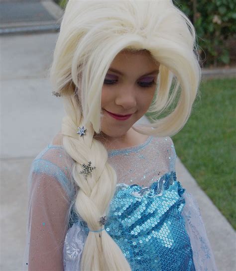 Queen Elsa Elsa Frozen Game Of Thrones Characters Fictional Characters Elsa From Frozen