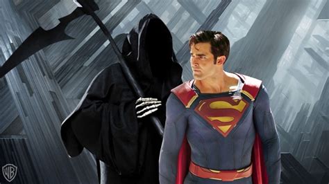 5 Warning Signs The Cw Is Plotting To Kill Superman In Crisis On