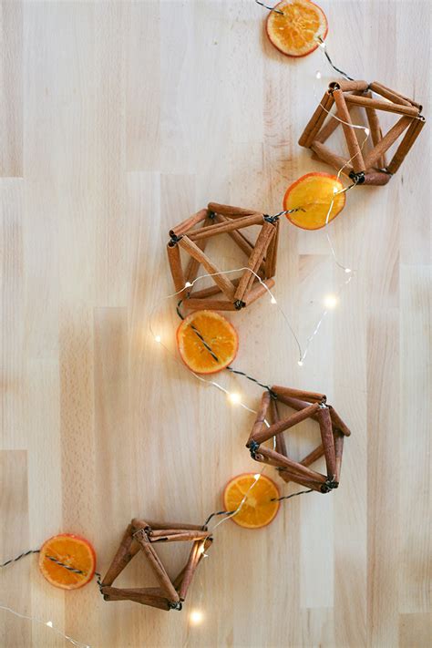 Cinnamon Stick Crafts – The Smell of Christmas In Your Home