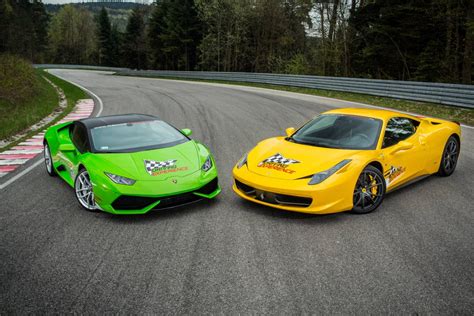 Know everything you want to know about ferrari car models. Jazda Lamborghini Huracan vs. Ferrari 458 Italia