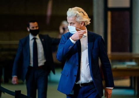 Wilders Doet Aangifte Om Beschieten Van Zijn Foto My Xxx Hot Girl