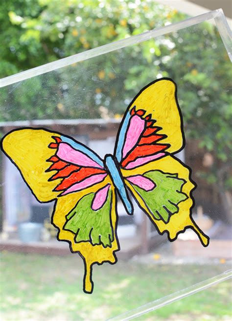 Drawing a butterfly is much easier than it appears. Reggio Inspired Butterfly Art for Kids - Meri Cherry