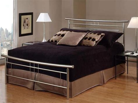 Frame includes metal side rails for guaranteed stability and durability, as well as center metal rail and added legs for extra support ; Metal Furniture in Interior Design | InteriorHolic.com