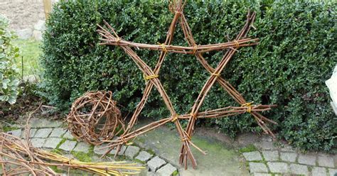 3 wochen lieferzeit (1) jetzt kaufen. Weihnachtsdeko: Stern aus Zweigen - Mein schöner Garten