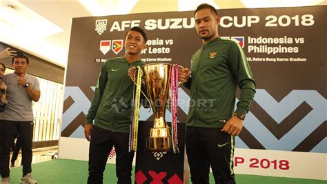 With their first aff suzuki cup fixture played at the home of the lions, the lions will be looking to start their campaign on a strong note in their match against indonesia. Trofi Piala AFF 2018 Sambangi Jakarta - INDOSPORT