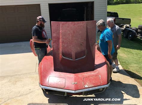 If you love ford mustangs this is the place for you. Junkyard Life: Classic Cars, Muscle Cars, Barn finds, Hot rods and part news: 1968 Corvette 427 ...