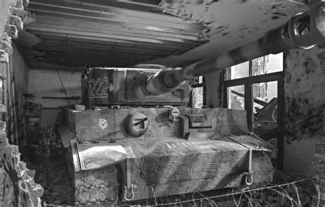 Tiger Tank Mockup Built On T 34 85 Tank Basis In Duxford Museum 戦車