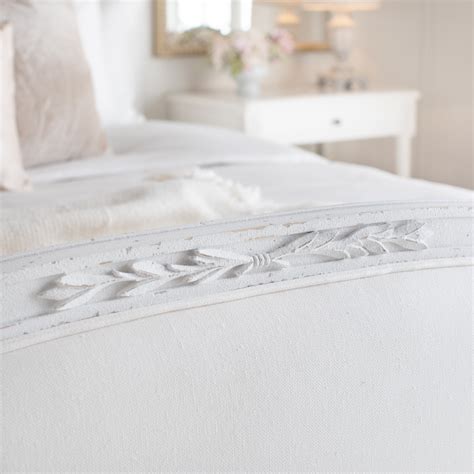 White Linen And Weathered White Finish Dauphine Canopy Bed Eloquence®