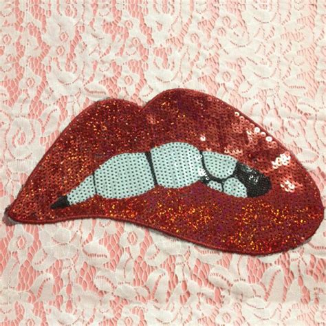20pcs Sexy Red Lip Parches Bordados Sequined Patches Embroidery Sew On