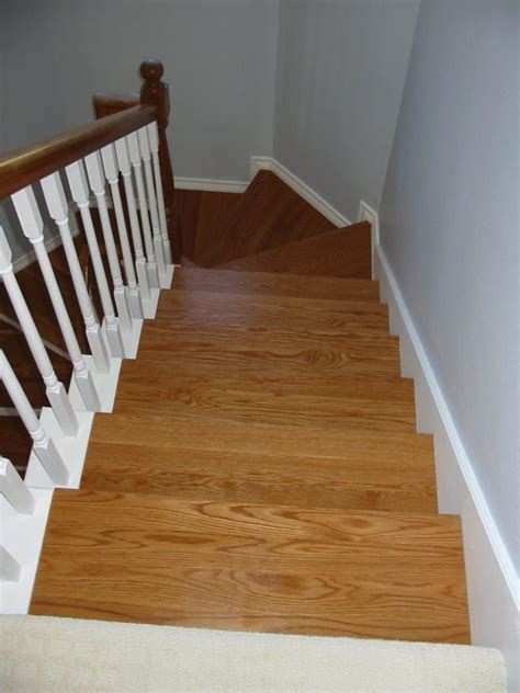 Get suggestions on what paint colors to use for your railings, spindles and oak banister. Project # 121 - Winder Stair Treads - StairSupplies™