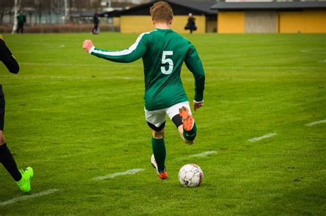 Shooting in Football: How to Perfect Your Technique - The ...