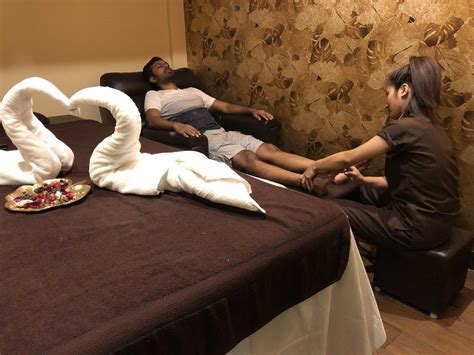 Top Body Massage Centres For Reflexo Therapy In Dadar West Best Body