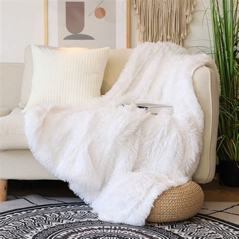 Tuddrom Decorative Soft Faux Fur Blanketsolid Reversible Fuzzy Double