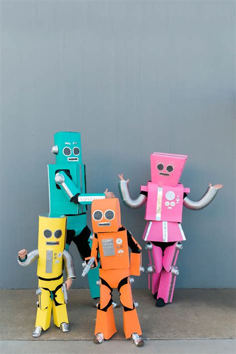 It's our mission to provide an unmatched experience when you are shopping for your halloween costumes, accessories, décor, and costume apparel. DIY ROBOT FAMILY COSTUME - Tell Love and Party