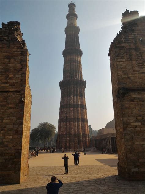 History Unveiled Qutub Minar And Iron Pillar Of Delhi Photoblog